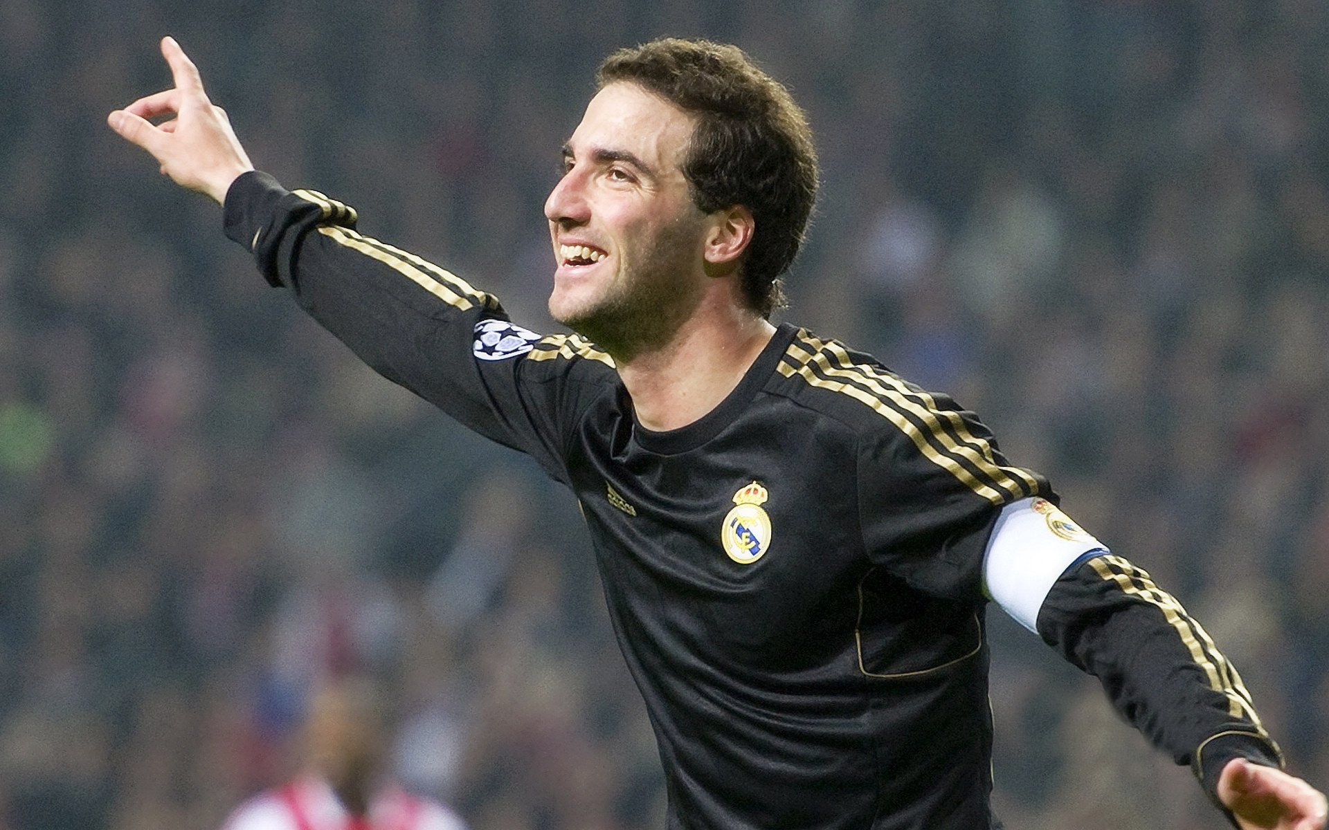 亚洲球队欲在亚冠赛道上大放异彩，亚洲足球俱乐部冠军联赛