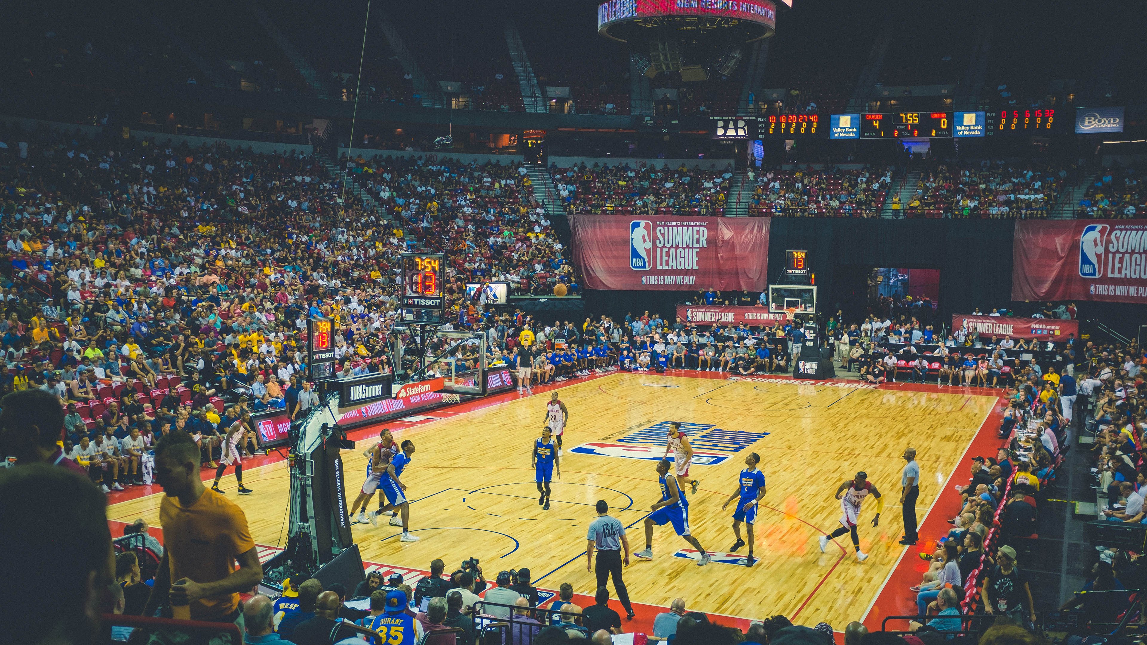 腾讯电竞赛事体系加强数据分析应用，腾讯电竞报告